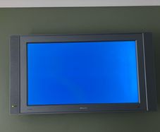 Philips 32" TV Main Board + Wall Bracket