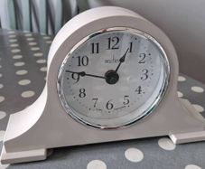 Mantle Clock