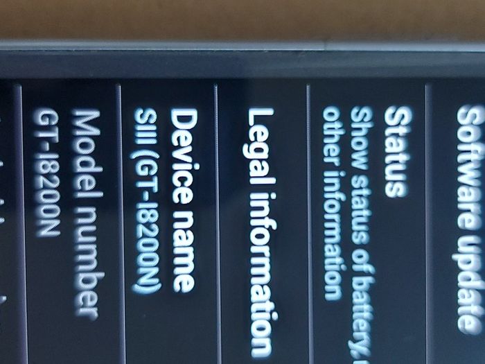 Samsung Galaxy SIII, Model GT-I8200N, 8GB, in excellent condition