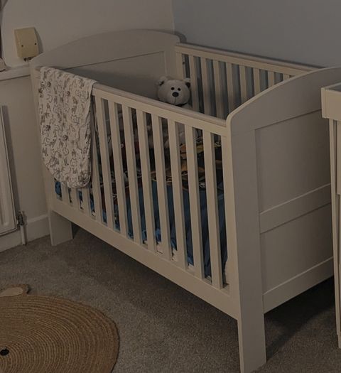Mama & Papas Harrow Cot Bed + Mattress