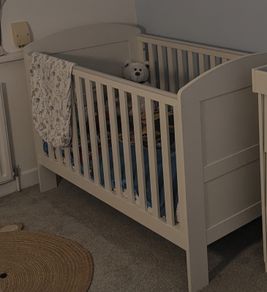 Mama & Papas Harrow Cot Bed + Mattress