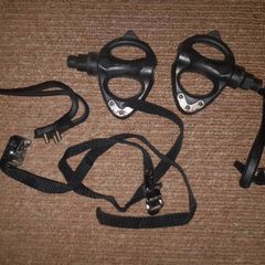 road bike pedals