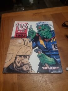 2000 Ad Yearbook 1993 (soft Cover  )