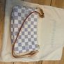 Louis Vuitton Image 4