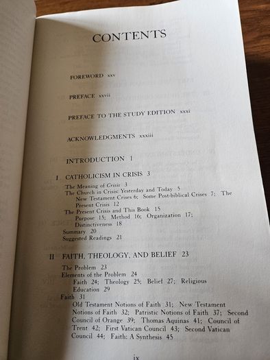 First Edition 1981 Catholicism Richard P. McBrien. Religious.