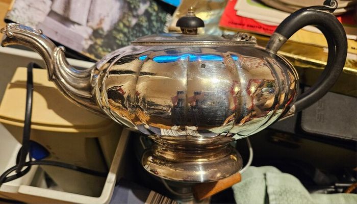 Range of Collectable Silver Plate Epns and Ceramic Items