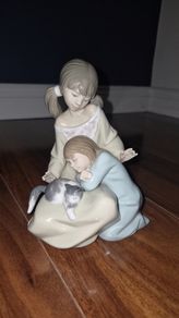 Genuine LLADRO Porcelain Figurine Little Sister Model 1534