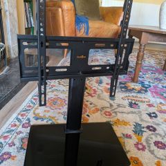 TV mount