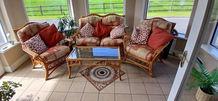 3 piece Sunroom Furniture & Table