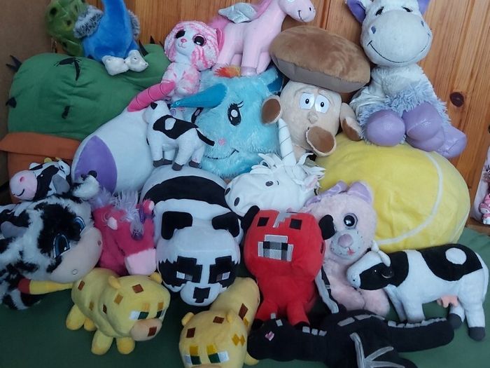 Mix of teddys