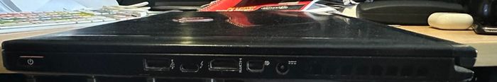 MSI Stealth Pro Gaming Laptop  i7 32gb ram 512gb SSD Gtx 1060 6gb FHD 120hz screen