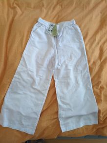 Brand new Benetton white linen trousers (size 10-11 y.o)