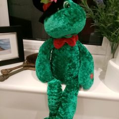 Christmas singing frog