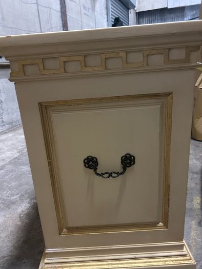 Indian style lockers