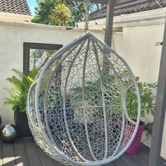 Metal Hanging Egg Chair