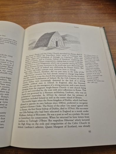 Celtic Inheritance. Peter Berresford Ellis