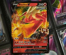 Blaziken V ! Ultra Rare ! from Chilling Reign Set ! 2021 ! Pokemon Card !