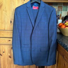 Mens Suit
