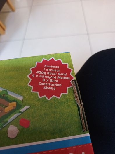 Little Tikes  Dynamic  Sand Farmyard Set.  Age 3+ Years.  NEW.