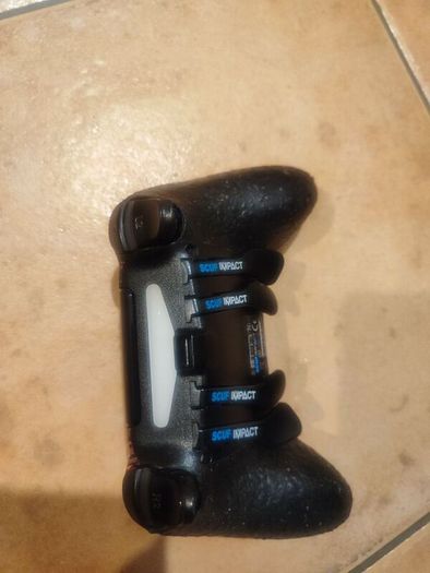 Scuff controller