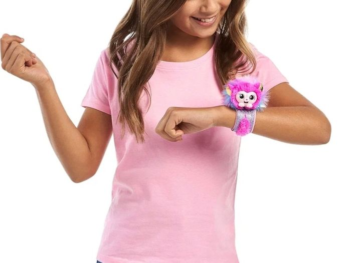 Cute Bundle of Wrist Little Live Pet & Virtual Pet (Tamagotchi)