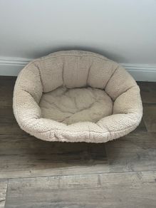 Dog Bed medium size with comfy insert