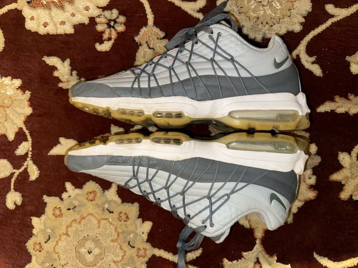 Nike Air Max 95 Ultra SE Grey A09082-009