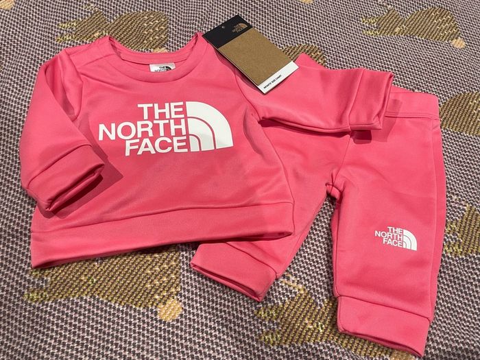 Brand New with Tags/Baby Girls North Face Tracksuit