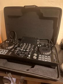 All in 1 professional dj system plus speaker and carry case