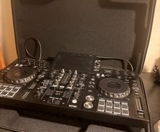 All in 1 professional dj system plus speaker and carry case