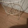 Circular Iron shop stand. Image 5