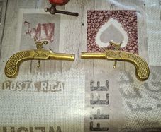 Beautiful Old Pair of Brass Deranger Pistols for Wall Display, Postage Available