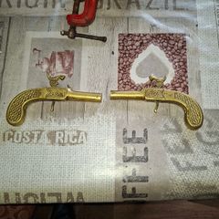 Beautiful Old Pair of Brass Deranger Pistols for Wall Display, Postage Available