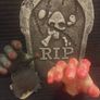 Halloween decorations Tombstone zombie hands battery operated Image 5