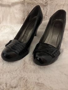 J.R. Collection black patent court shoes