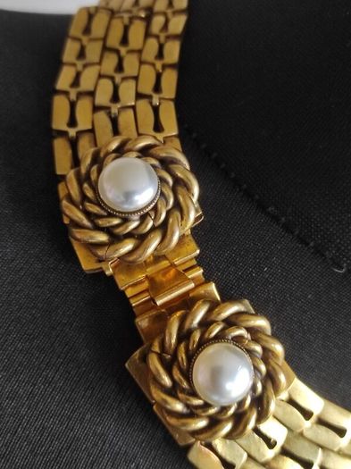 Butler and Wilson statement necklace