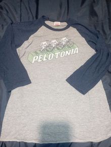 Pelotonia t shirt size medium