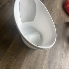 Shnuggles Baby Bath
