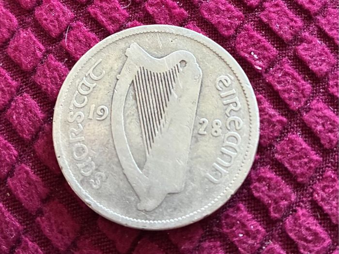 Very Rare 1928 Leath  Coroin ( half crown)