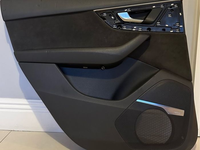 Audi Q7 4M S Line - Door Cards