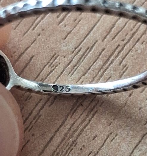 Silver ring size J 1/2