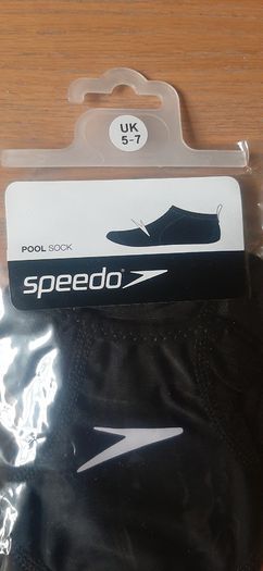 Speedo Swim Pool Socks - Size 5-7 (4 pairs brand new)