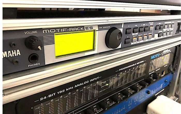 Yamaha Motif ES rack module