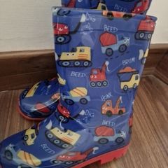 Kids wellies size 12