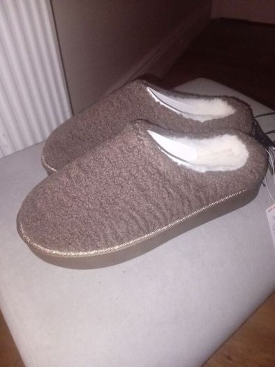 Slippers