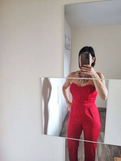 Elegant red pleated jumpsuit for parties and events UK 8