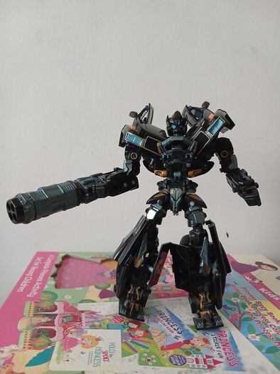 Transformer Ironhide