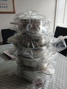 Pots and  Frying Pan x9 pieces NEW in Box Can post see below