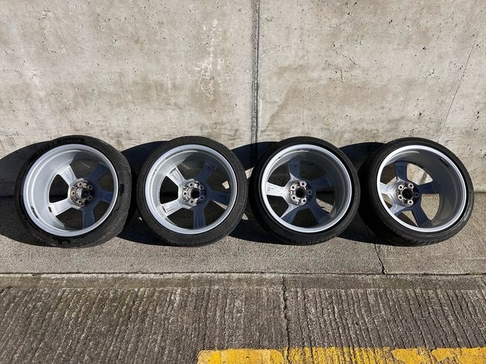Genuine Audi S4 Torsio 19" Alloys & Tyres