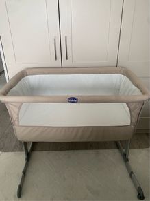 Chicco Bedside Crib